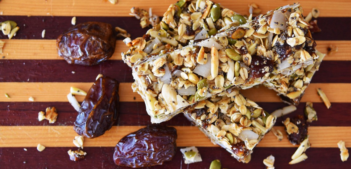 Healthy Granola Bars with Dates, Nuts and Seeds Recipe