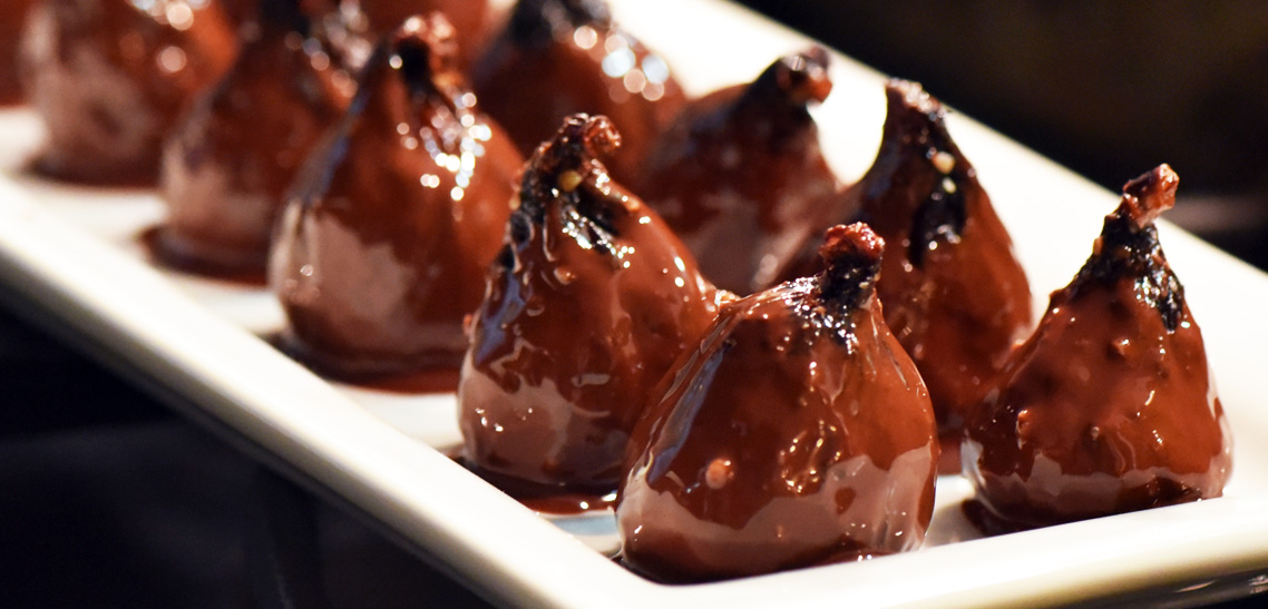 Chocolate Figs Stuffed with Walnuts Recipe